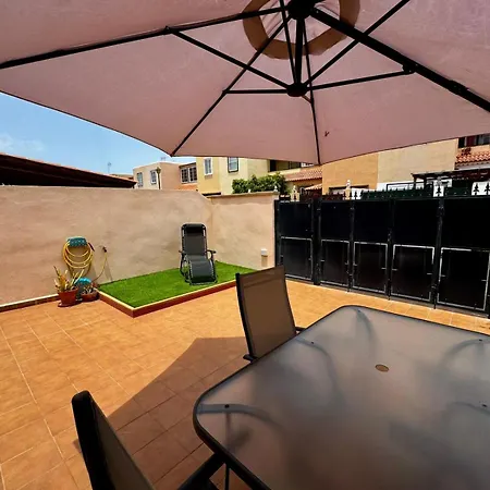 Lovely Terraced House In Costa Del Silencio Arona (Tenerife)