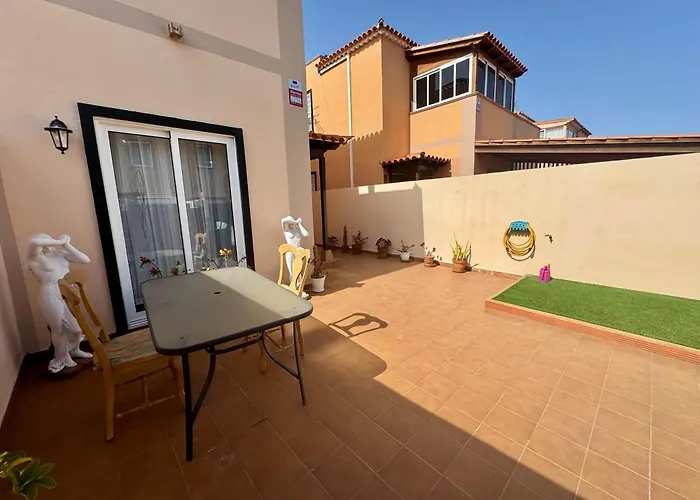 Lovely Terraced House In Costa Del Silencio Дом отдыха Арона
